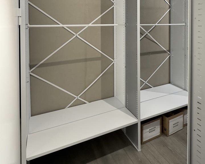 стеллажи для одежды со штангами